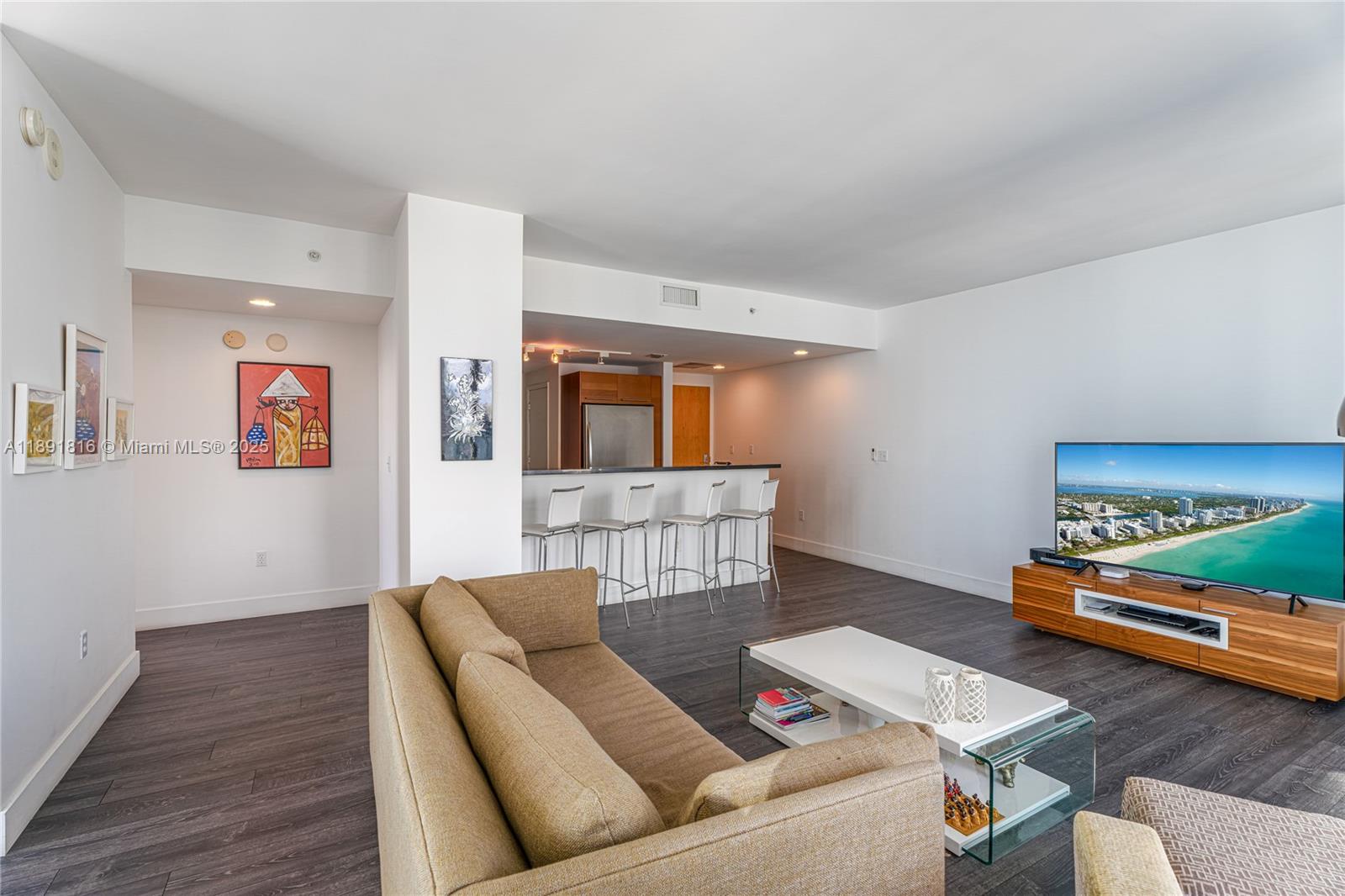 VIZCAYNE SOUTH CONDO - Residential