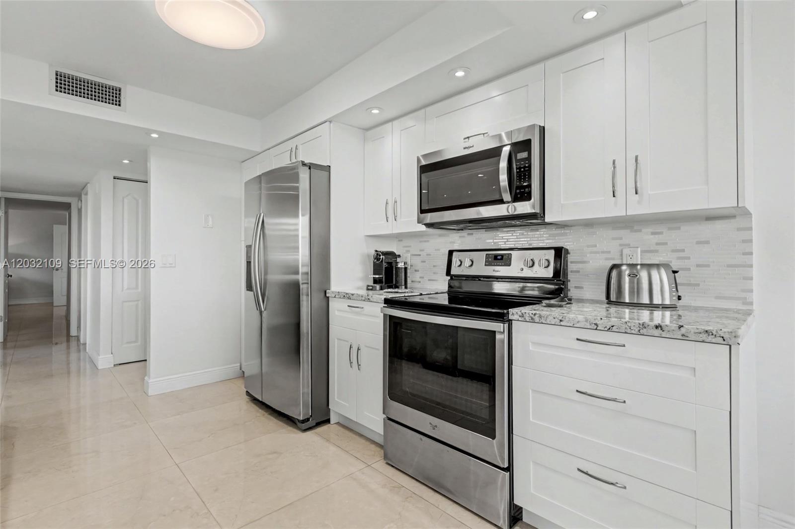 2017 S Ocean Dr 209