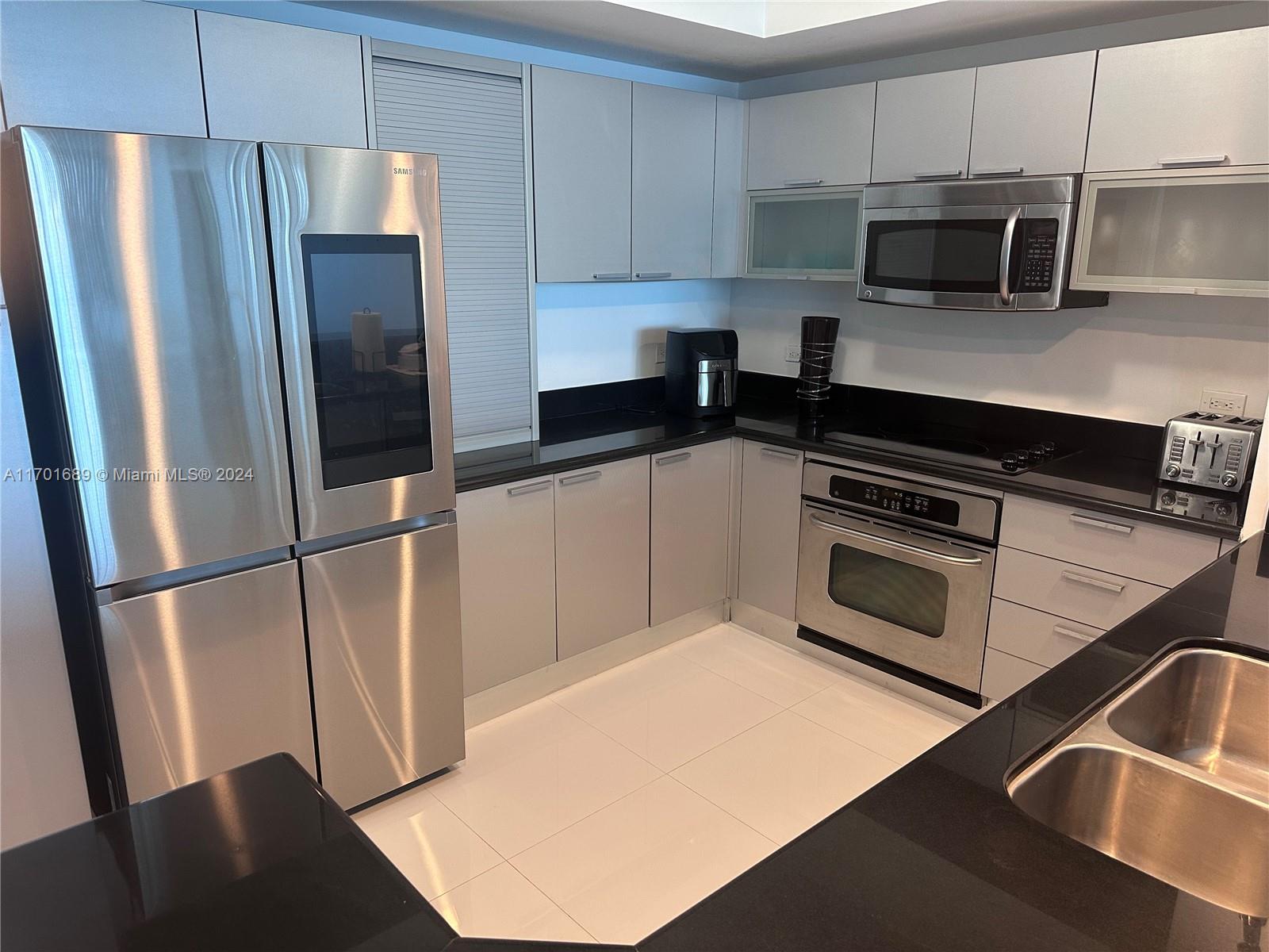 MARINA GRANDE RIVIERA BEA - Residential Lease