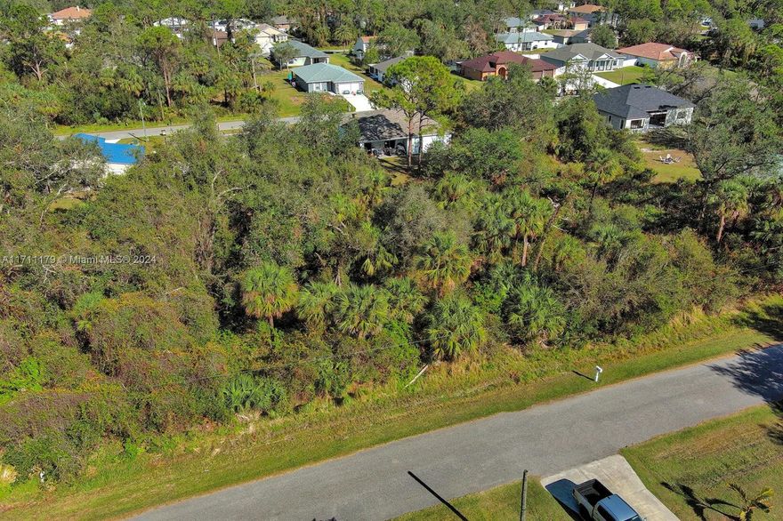 Exclusively listed by Sunland Real Estate: Build your dream home on this 0.23-acre high & dry lot in North Port, FL (between West Price Blvd and Hwy 41). Located in a well-developed area with easy access to shopping, I-75, major roadways, and the Gulf Coast beaches. North Port offers a family-friendly atmosphere with nearby attractions like Warm Mineral Springs. This centrally located property presents a fantastic opportunity, with the option to purchase the adjacent lot separately or as a package deal.
