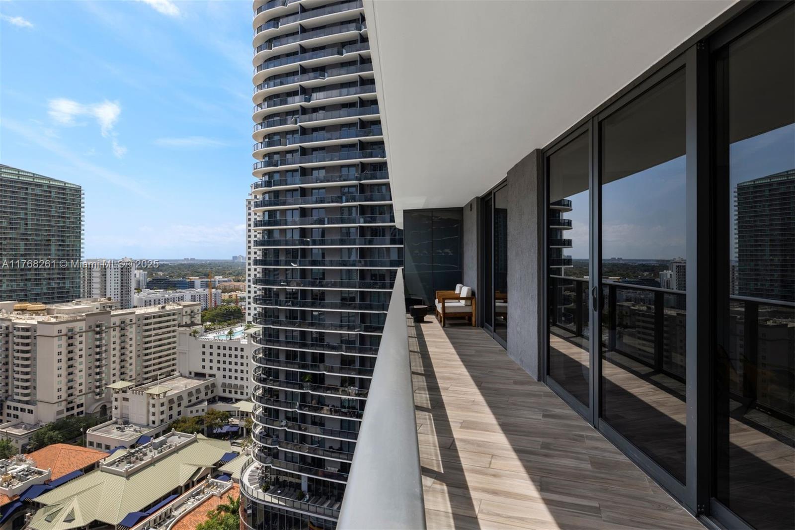 801 SMA RESIDENCES CONDO - Residential