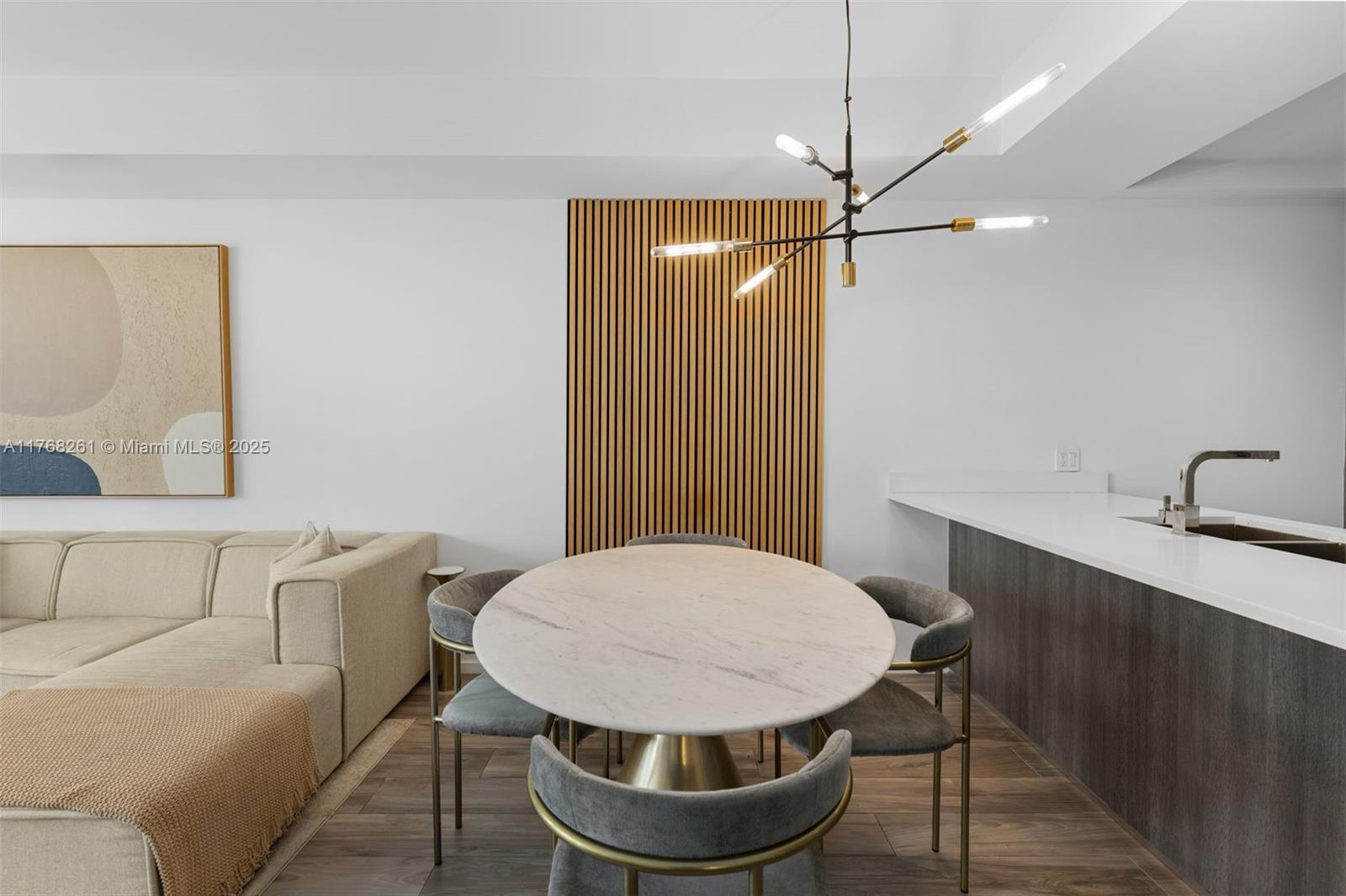 801 SMA RESIDENCES CONDO - Residential