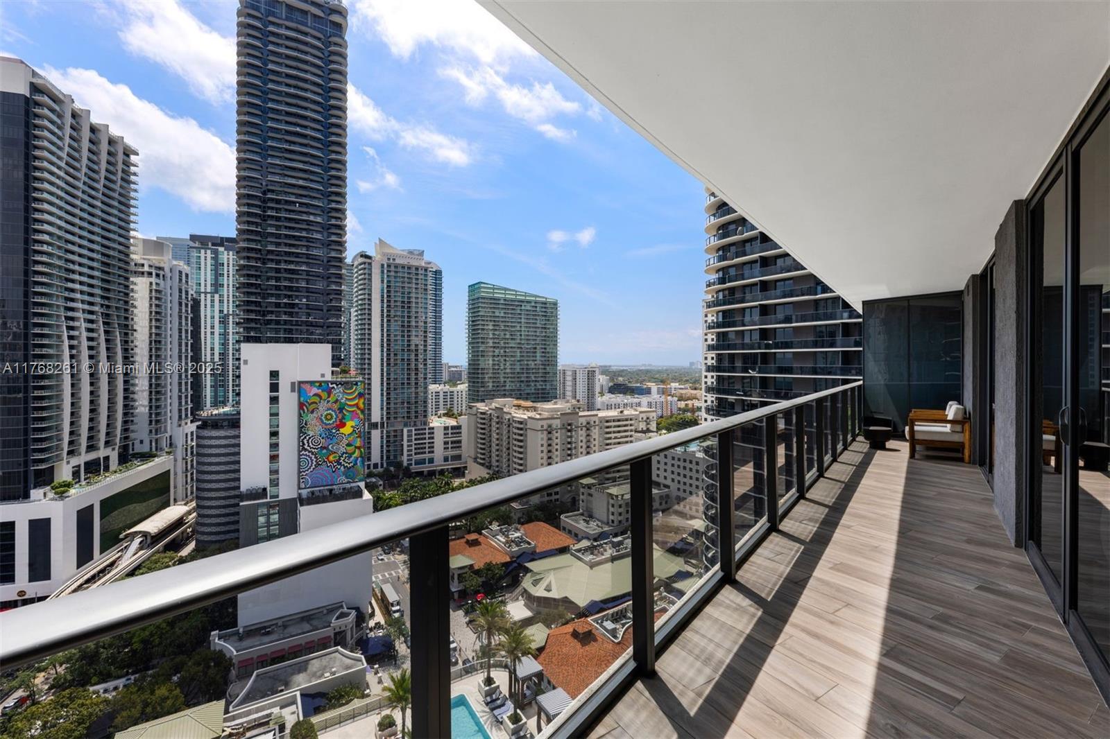 801 SMA RESIDENCES CONDO - Residential