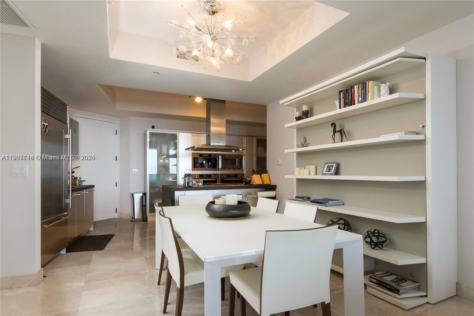 TRUMP ROYALE CONDO - Residential