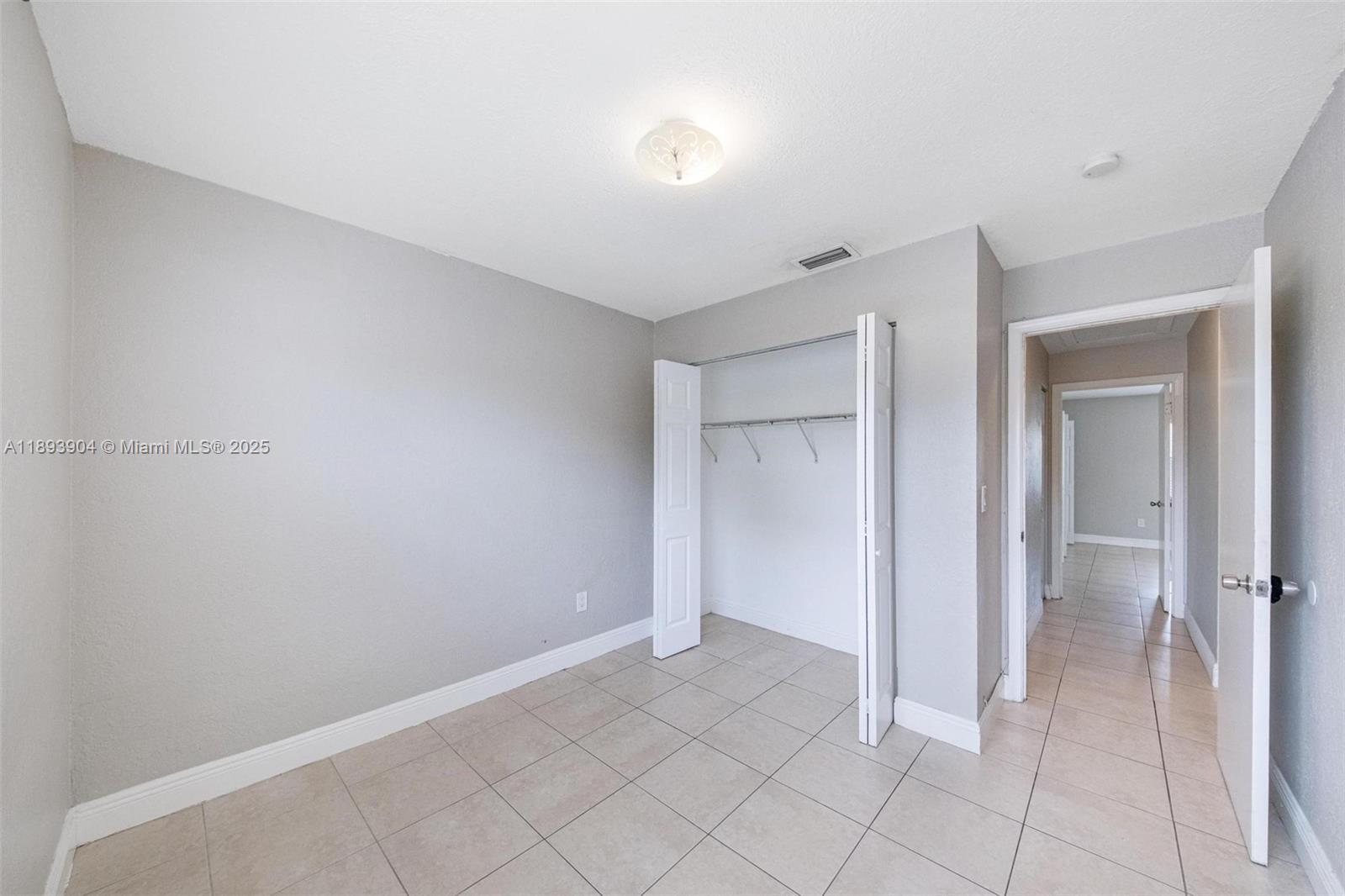 KENDALL LAKE ADDITION - Residential