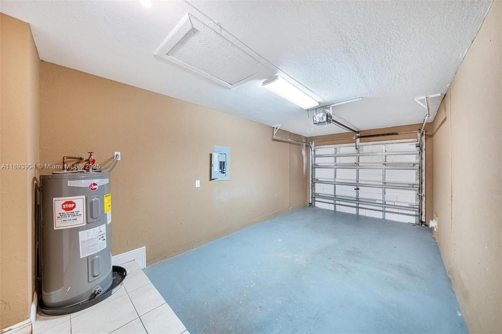 KENDALL LAKE ADDITION - Residential