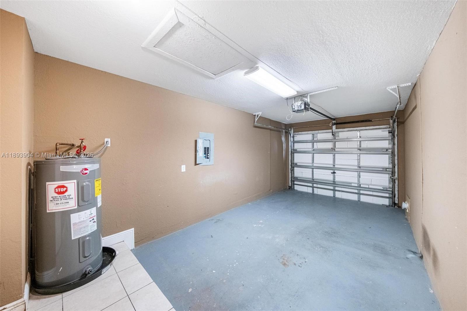 KENDALL LAKE ADDITION - Residential