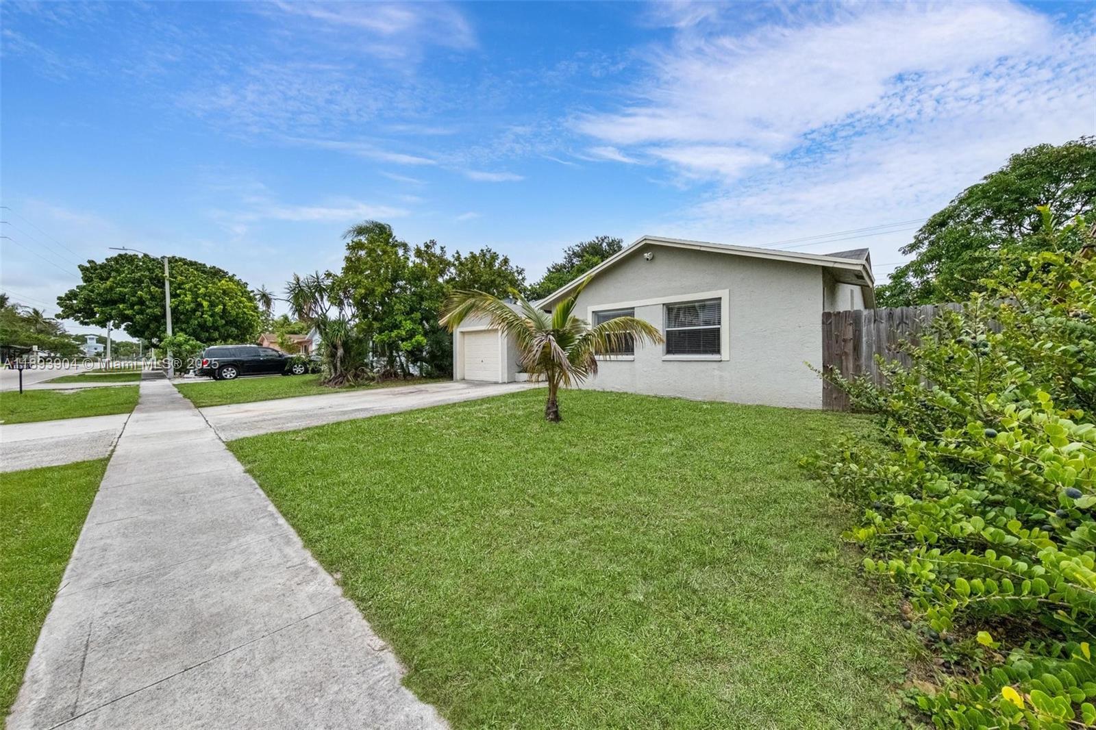 KENDALL LAKE ADDITION - Residential