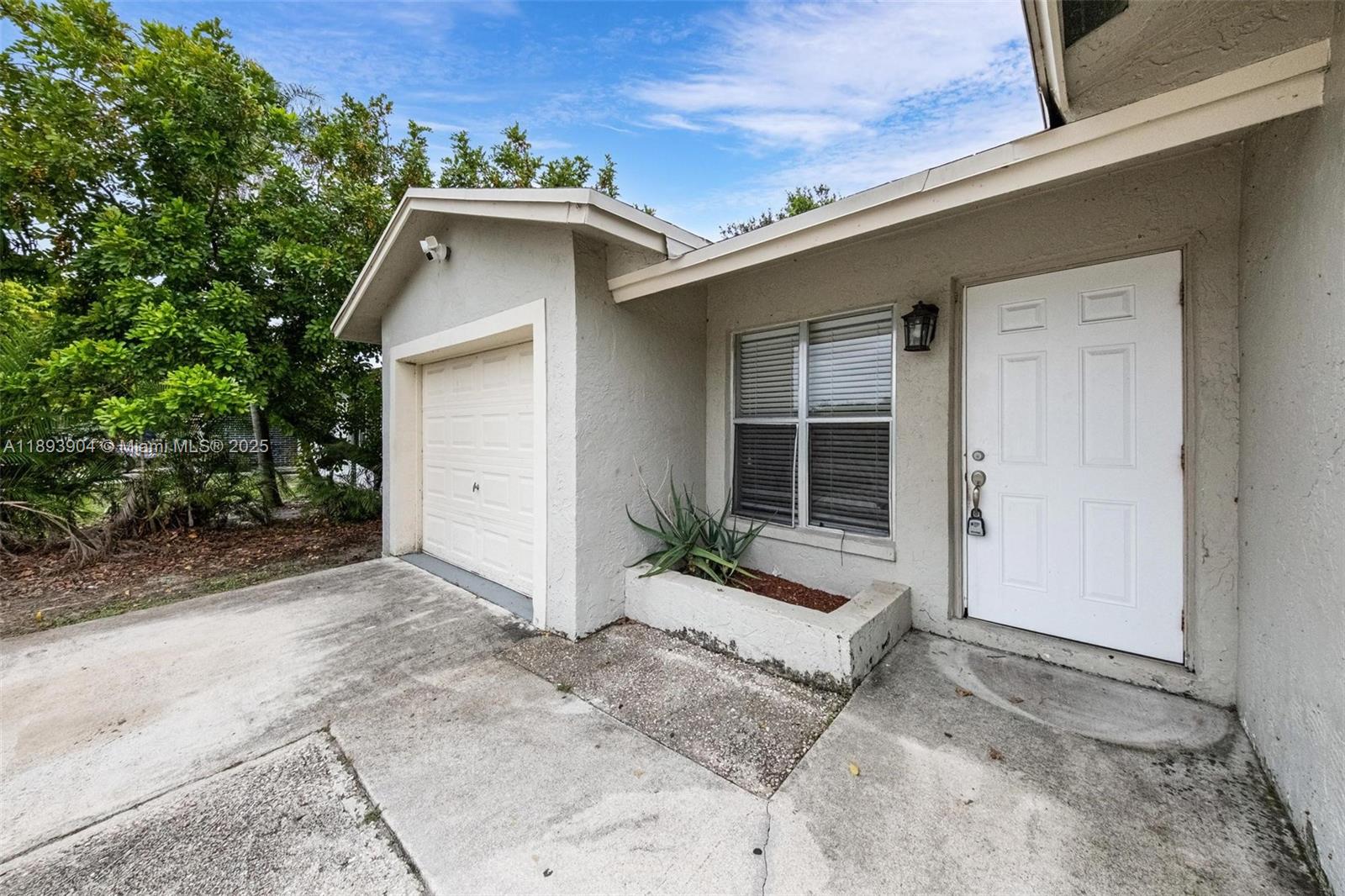 KENDALL LAKE ADDITION - Residential