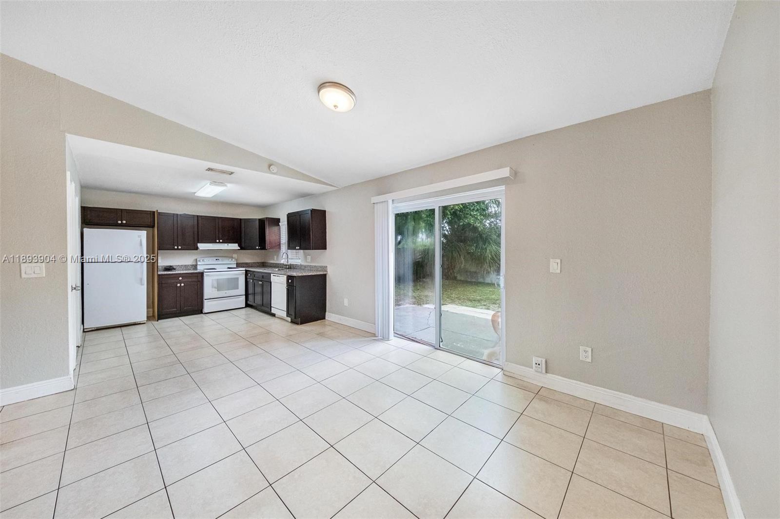 KENDALL LAKE ADDITION - Residential