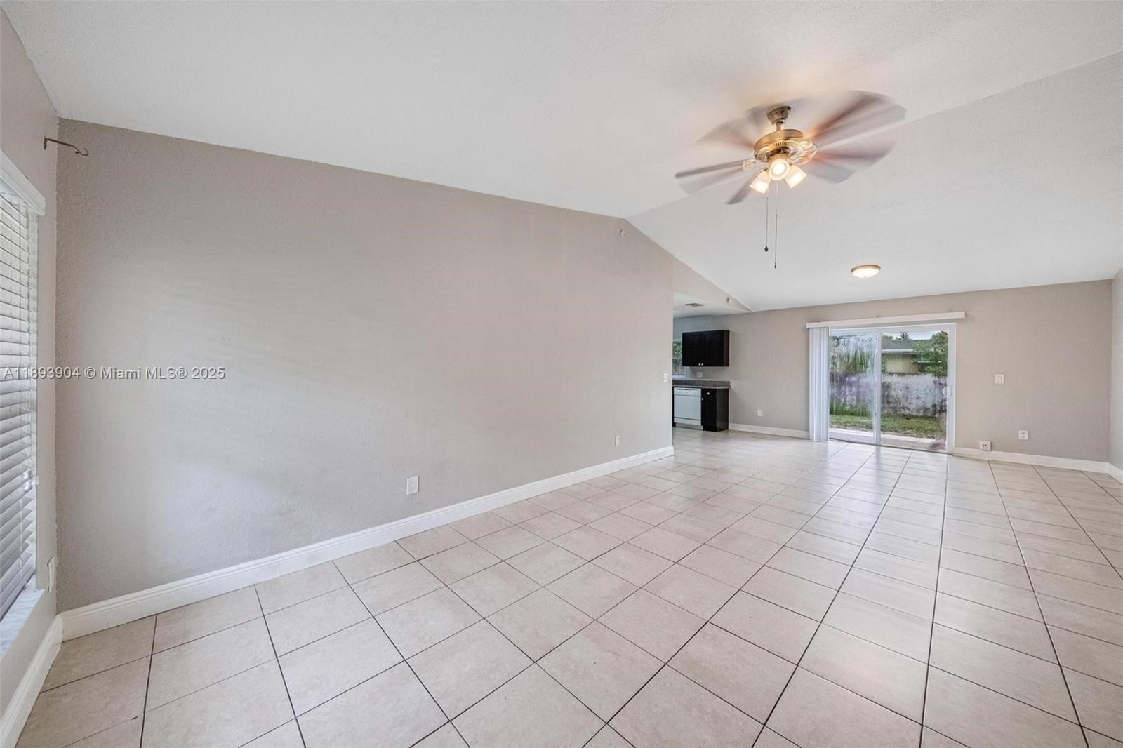 KENDALL LAKE ADDITION - Residential