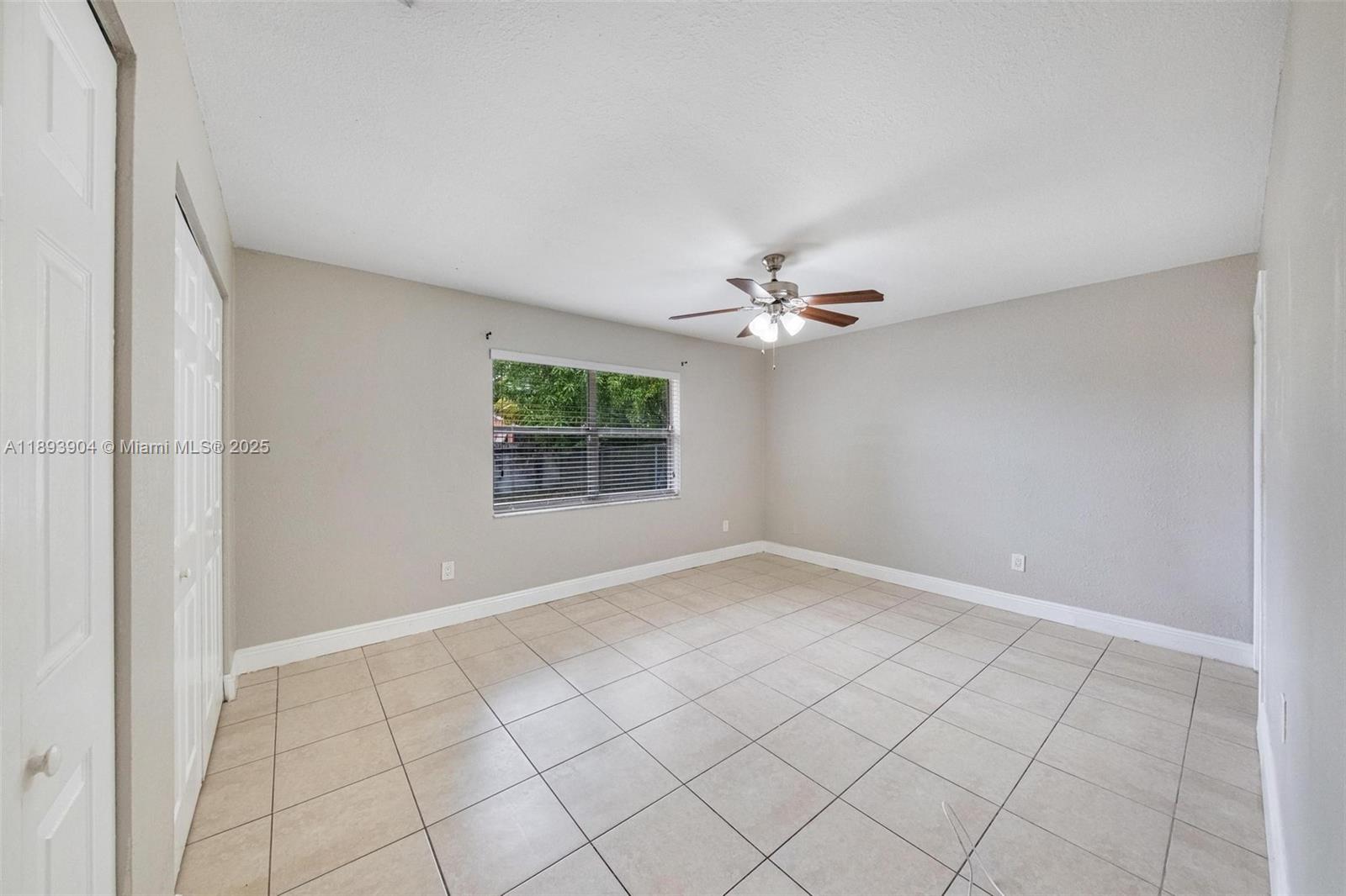 KENDALL LAKE ADDITION - Residential