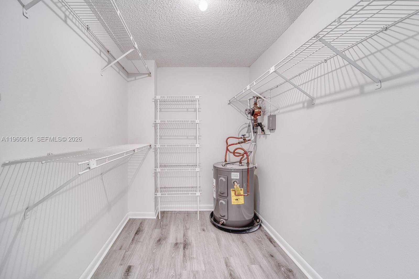 LAS VISTAS AT DORAL CONDO - Residential