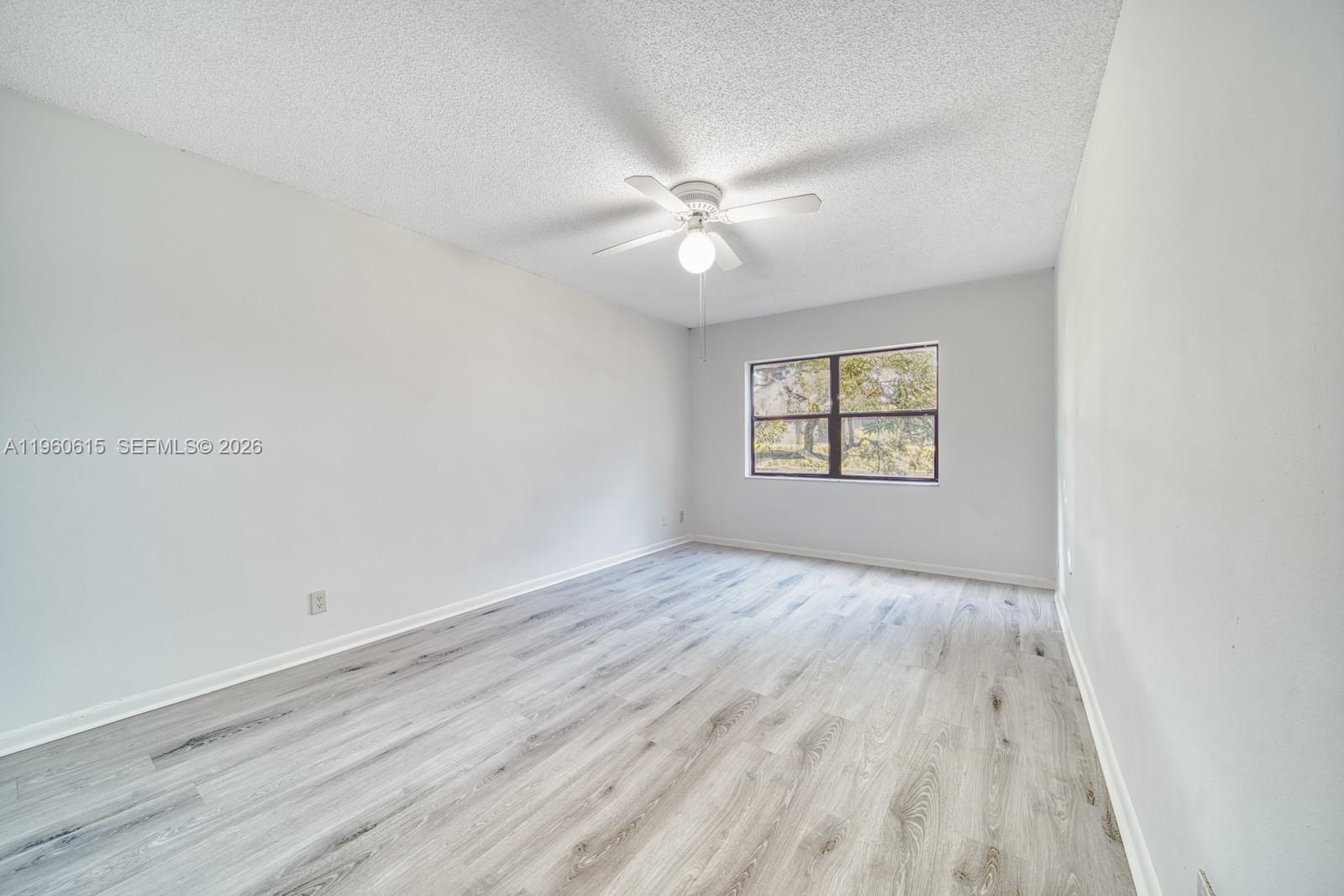 LAS VISTAS AT DORAL CONDO - Residential