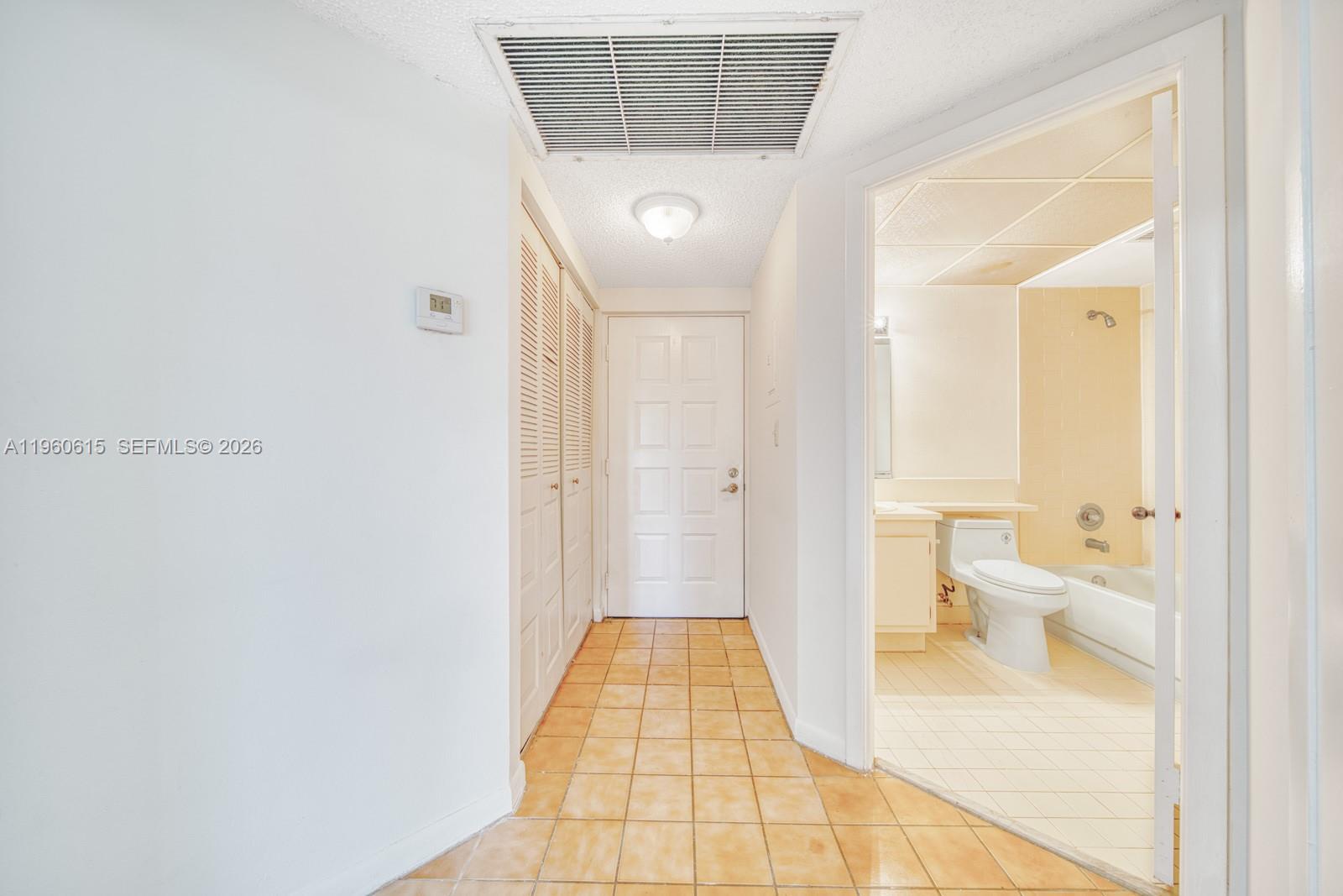 LAS VISTAS AT DORAL CONDO - Residential