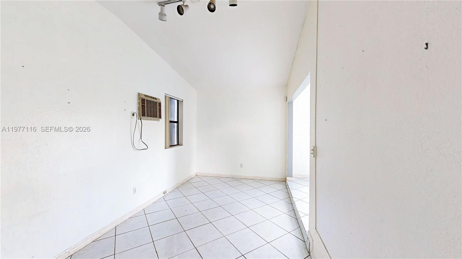 REDLAND VILLAS REV - Residential