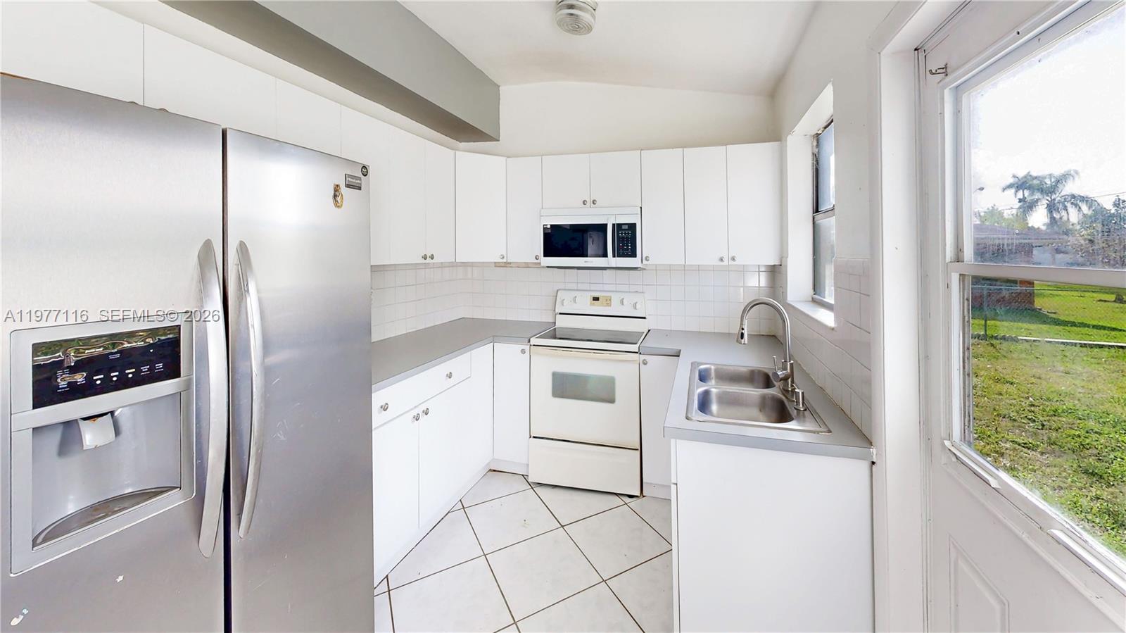 REDLAND VILLAS REV - Residential