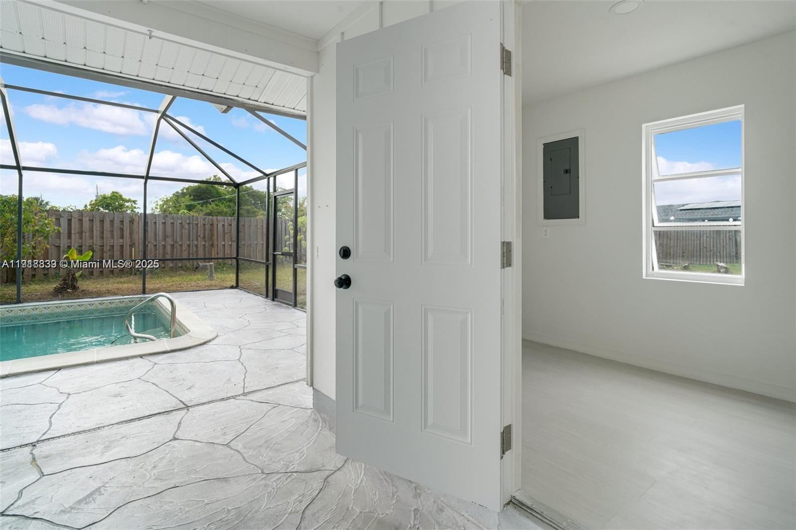 PORT CHARLOTTE - Residential