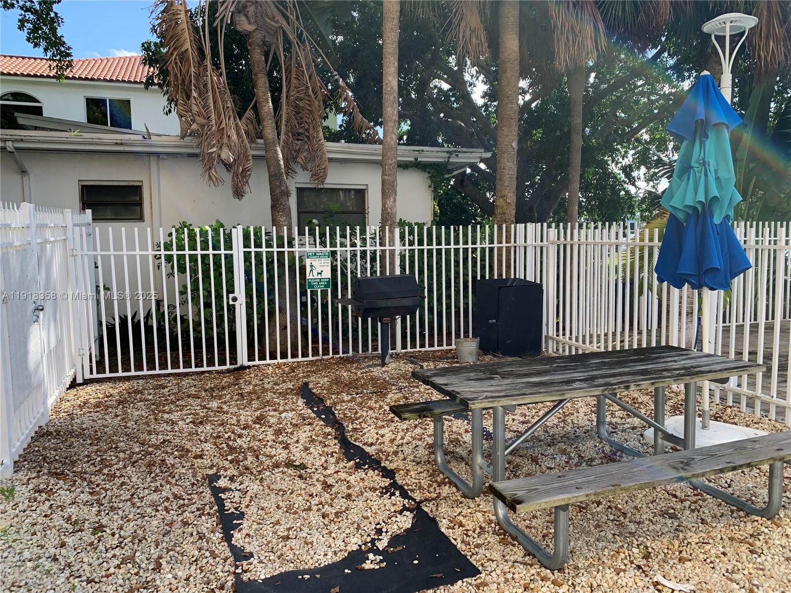 ISLAND PLACE AT NORTH BAY - Residential Lease