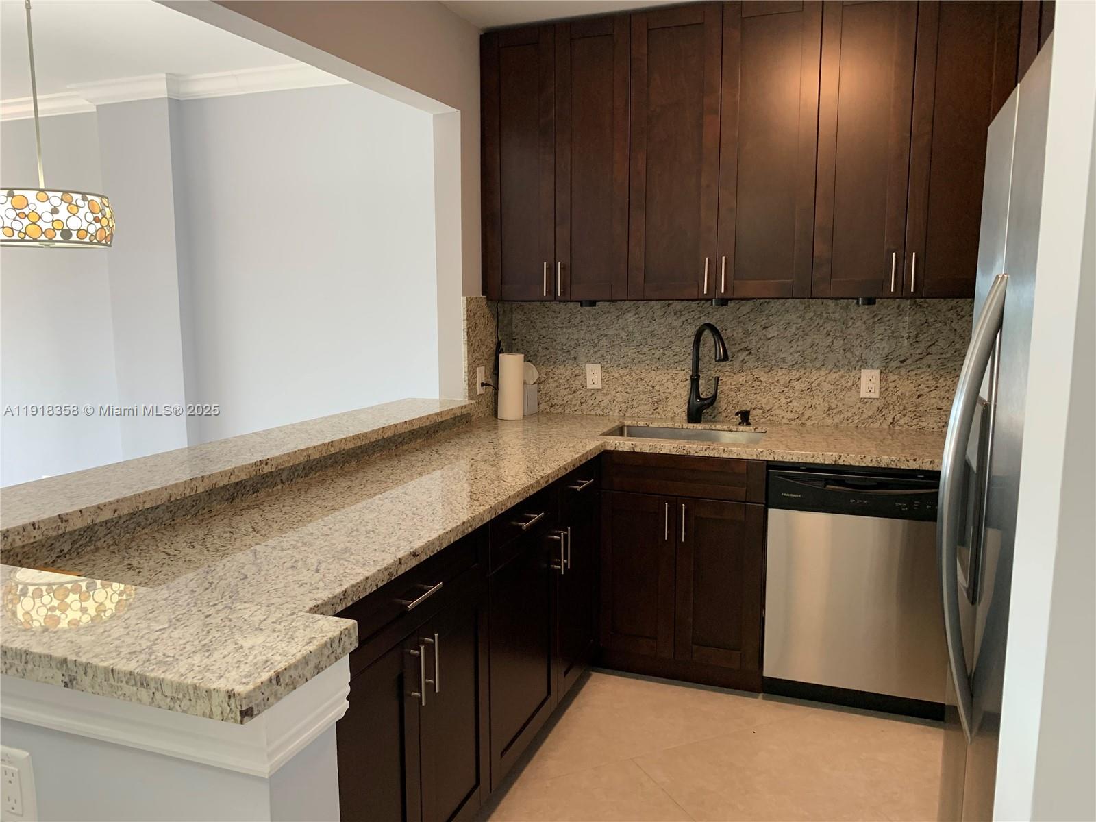 ISLAND PLACE AT NORTH BAY - Residential Lease