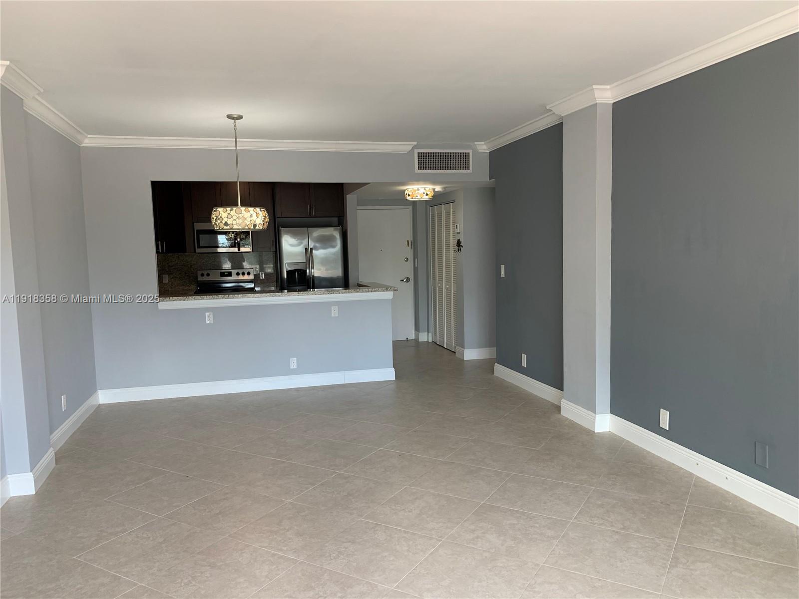 ISLAND PLACE AT NORTH BAY - Residential Lease