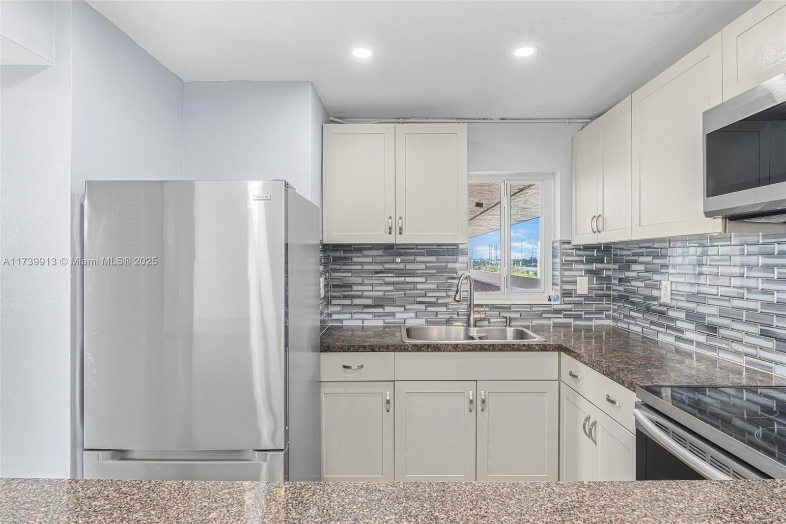 PINEBARK CONDO NO 2 - BLD - Residential