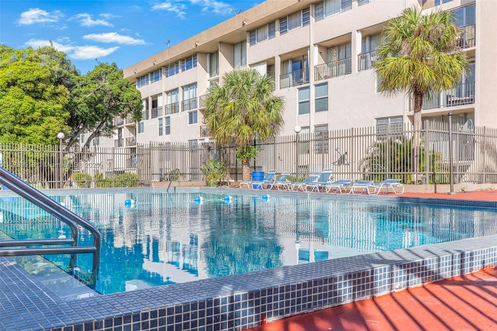 PINEBARK CONDO NO 2 - BLD - Residential