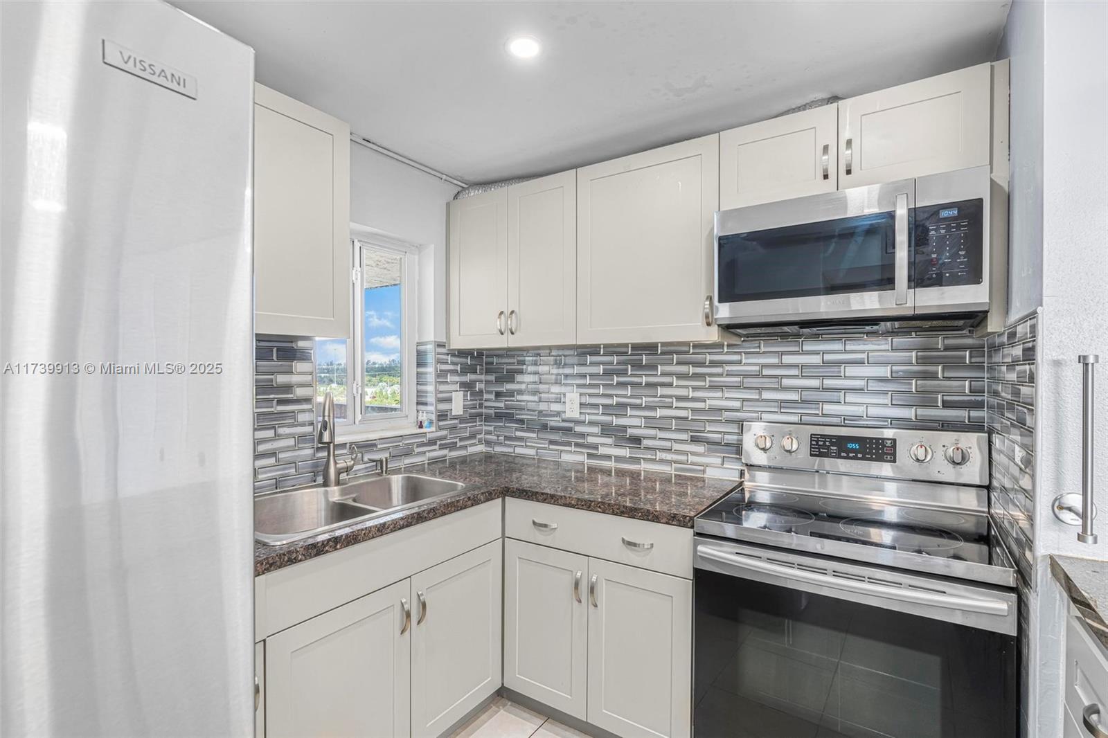 PINEBARK CONDO NO 2 - BLD - Residential