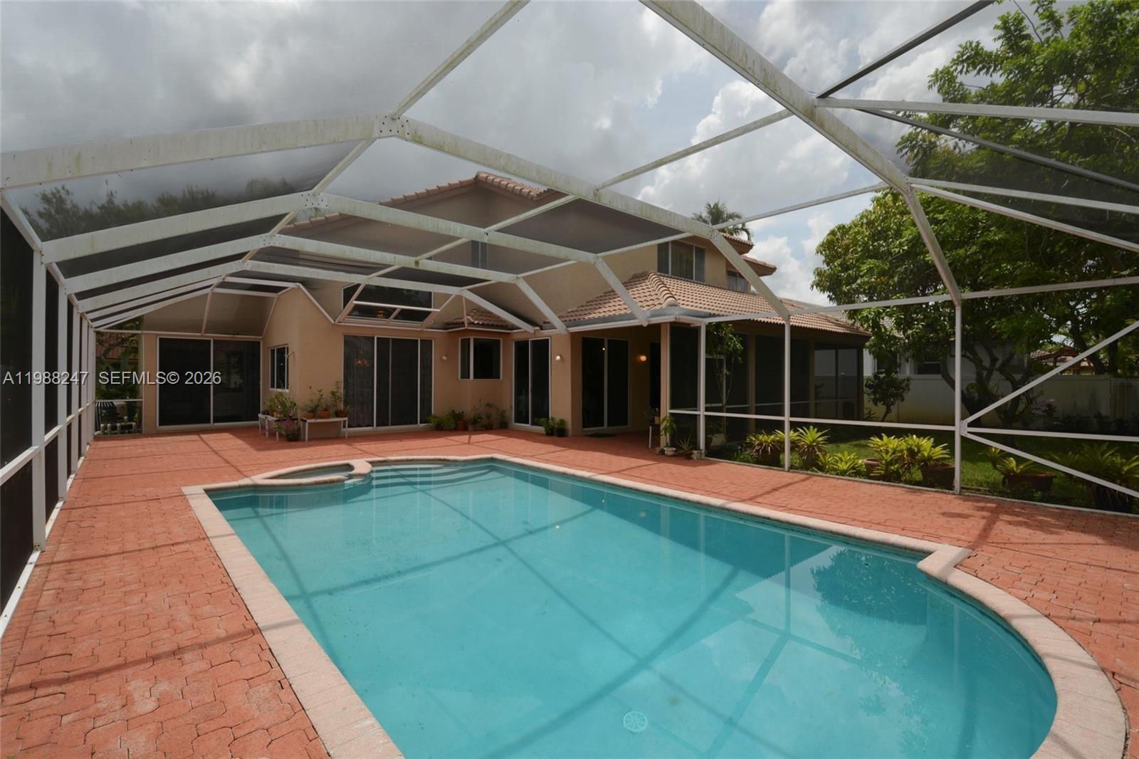 SILVER LAKES AT PEMBROKE - Residential Lease