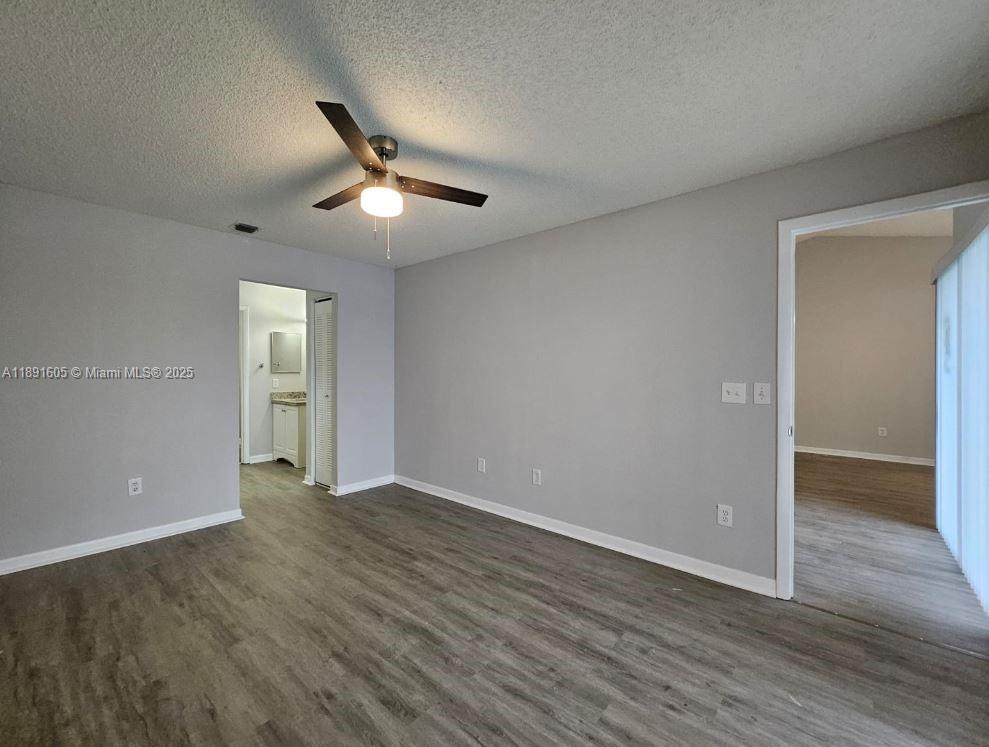LAKESHORE CONDO 10 - Residential Lease