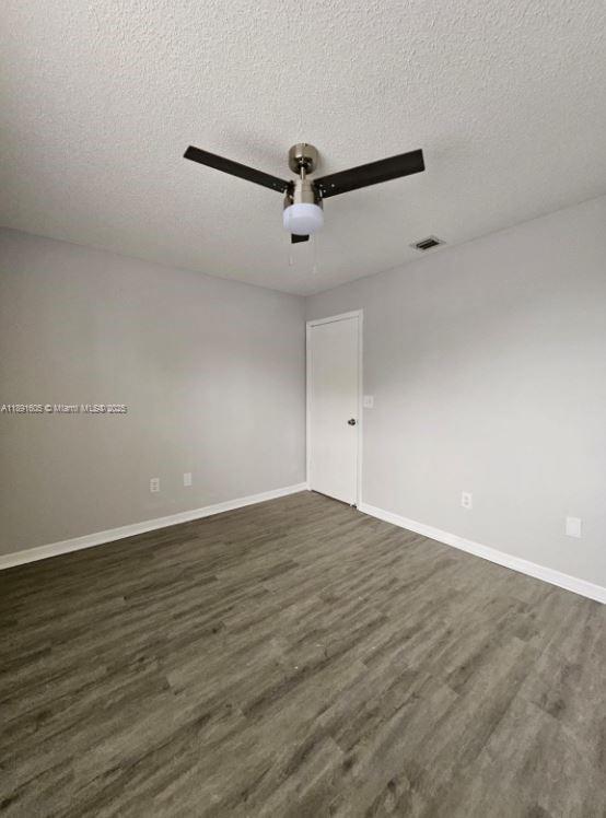 LAKESHORE CONDO 10 - Residential Lease
