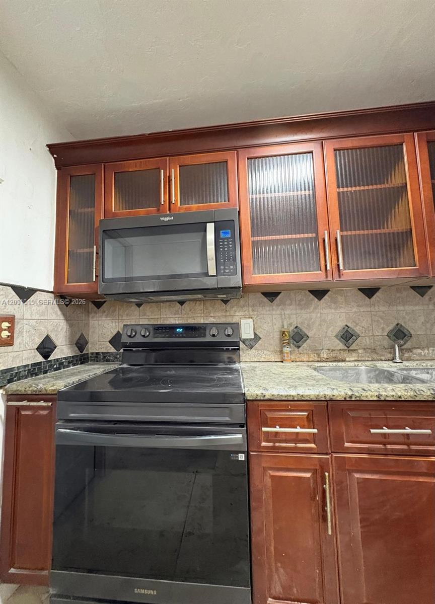 2531 NW 88th St 2531