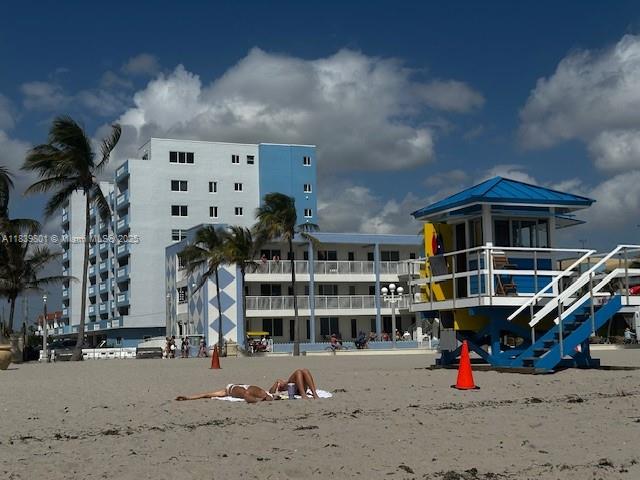 BAKER TOWERS CONDO - Residential Lease