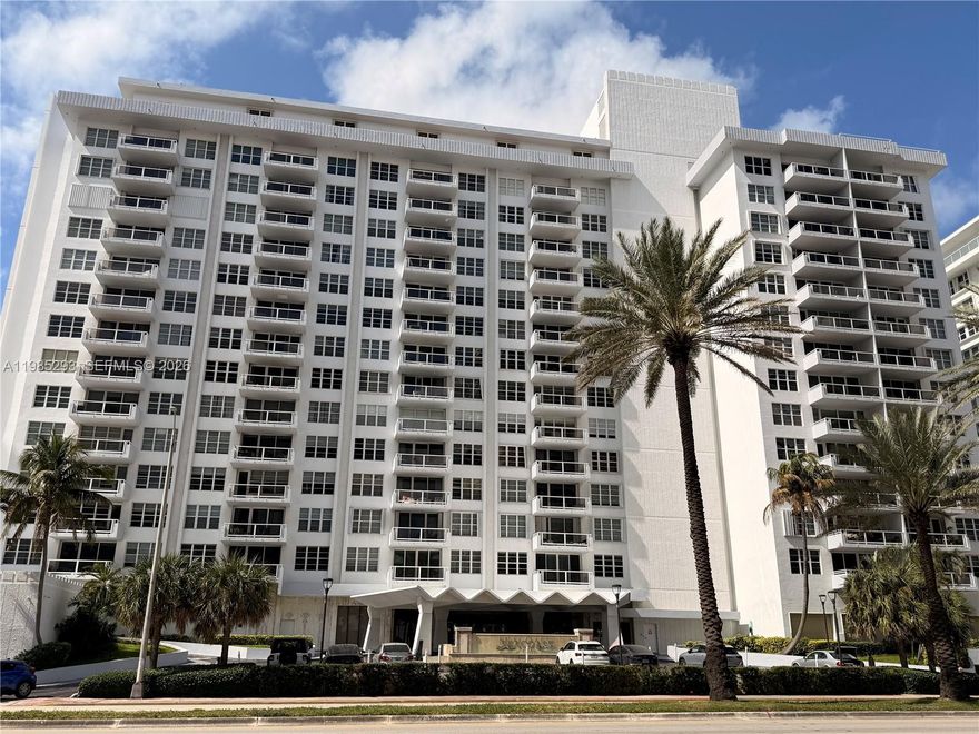 Beautifully remodeled and fully furnished 2-bedroom, 2-bath unit just steps from the beach. This bright, split-floor plan features a spacious primary suite, ample closets, elegant flooring, and an oversized balcony.
Flexible second bedroom with sliding doors—perfect as a den or private guest room. Updated kitchen with newer appliances and hurricane-impact windows in the living area.
Located in a full-service building with 24-hour concierge, valet, gym, yoga room, sauna, and Intracoastal-view pool. Rent includes A/C, water, and high-speed internet.
Quiet, well-maintained building (no short-term rentals). Move-in ready and ideally located across from the ocean.