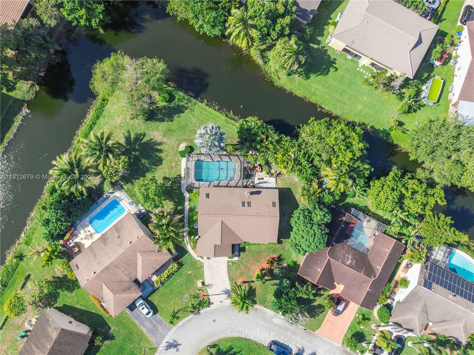 BEACHWOOD HEIGHTS - Residential