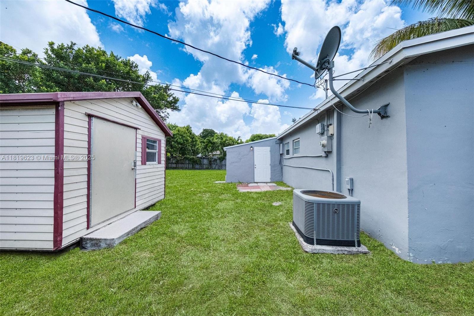 IVES ESTATES SEC 3 - Residential