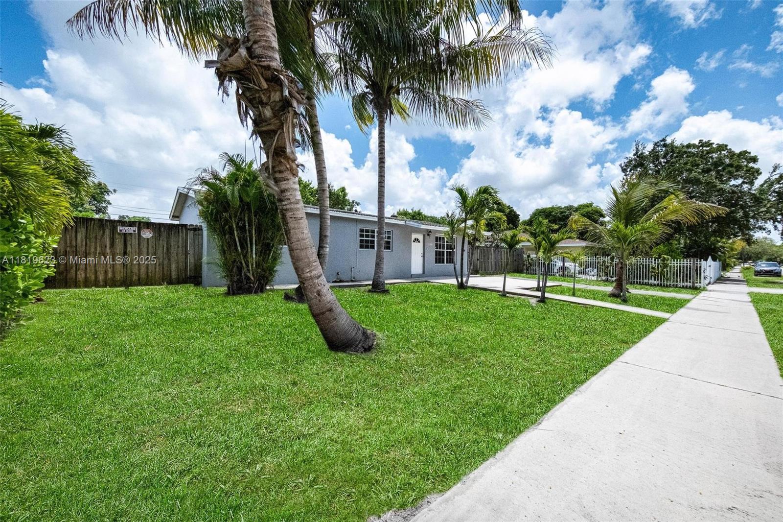 IVES ESTATES SEC 3 - Residential