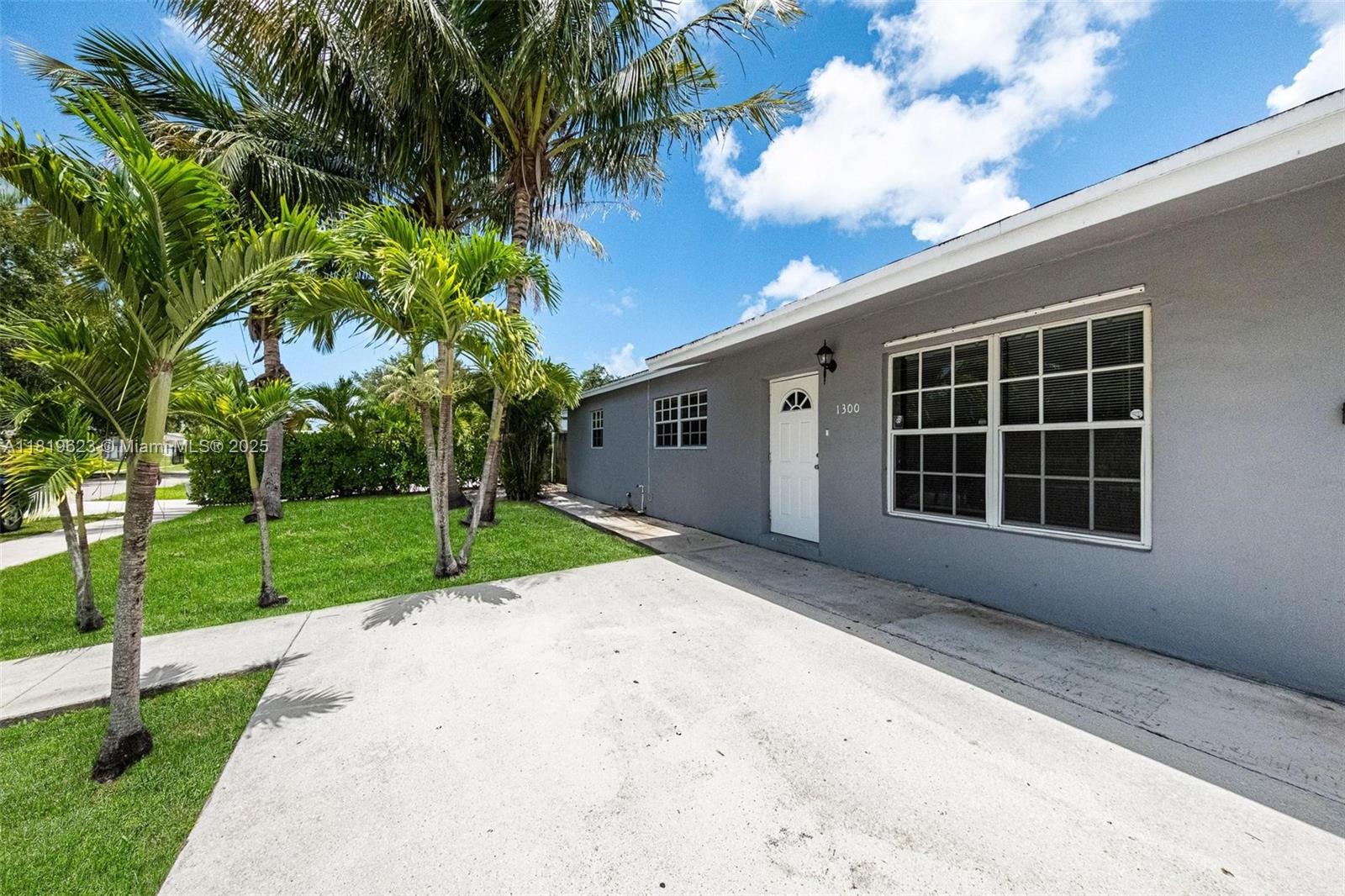 IVES ESTATES SEC 3 - Residential