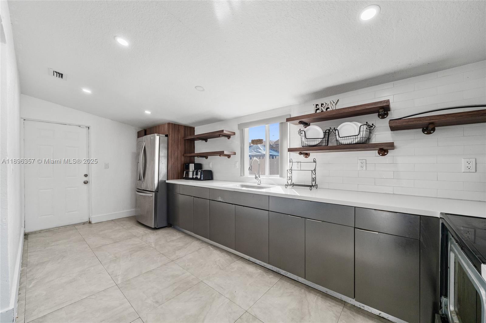 1ST ADDN TO MAGNOLIA SUB - Residential