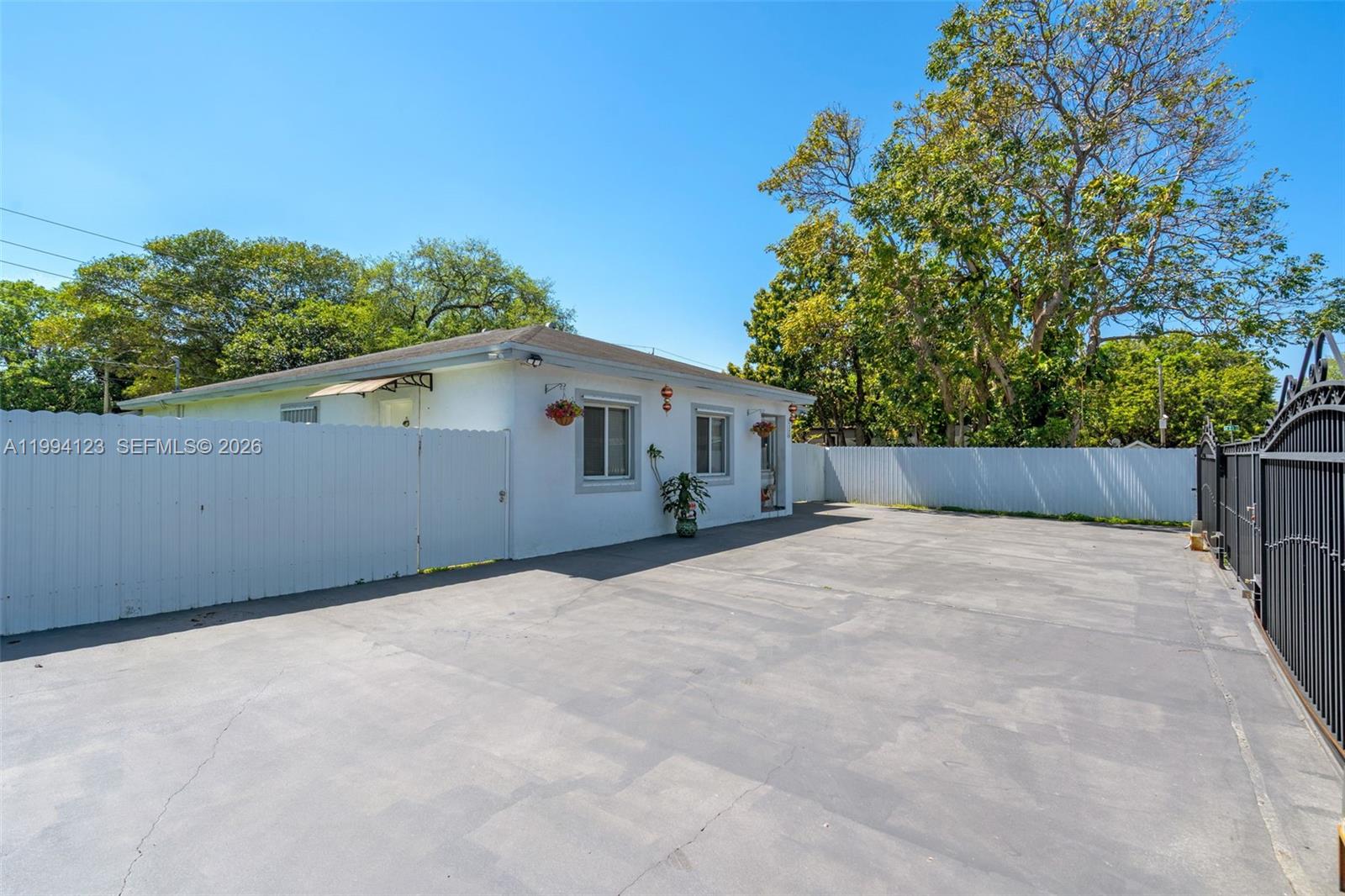 View photos, virtual tours, details... 2346 NW 81st Ter