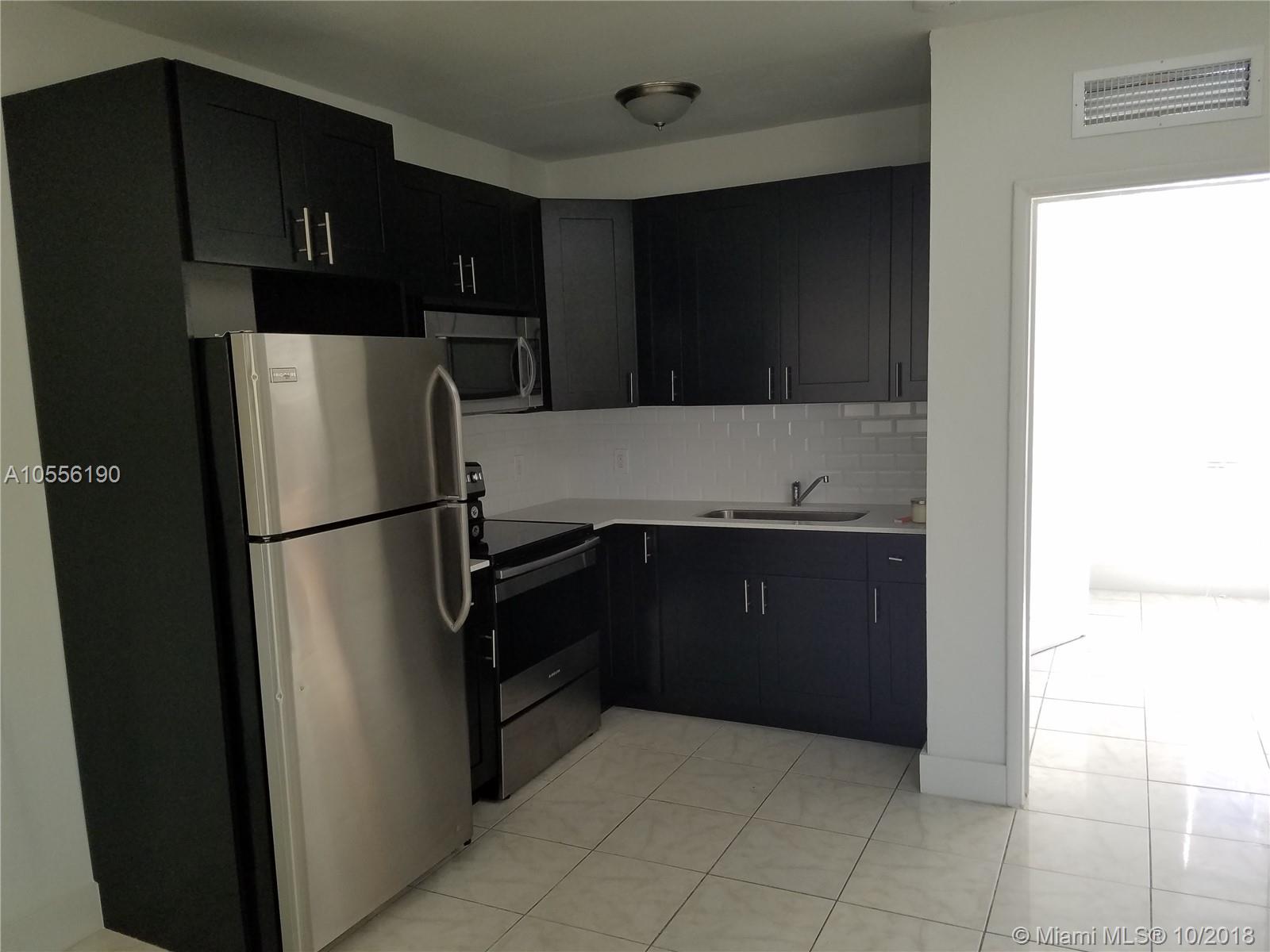 LAWRENCE ESTATES LAND COS - Residential Lease