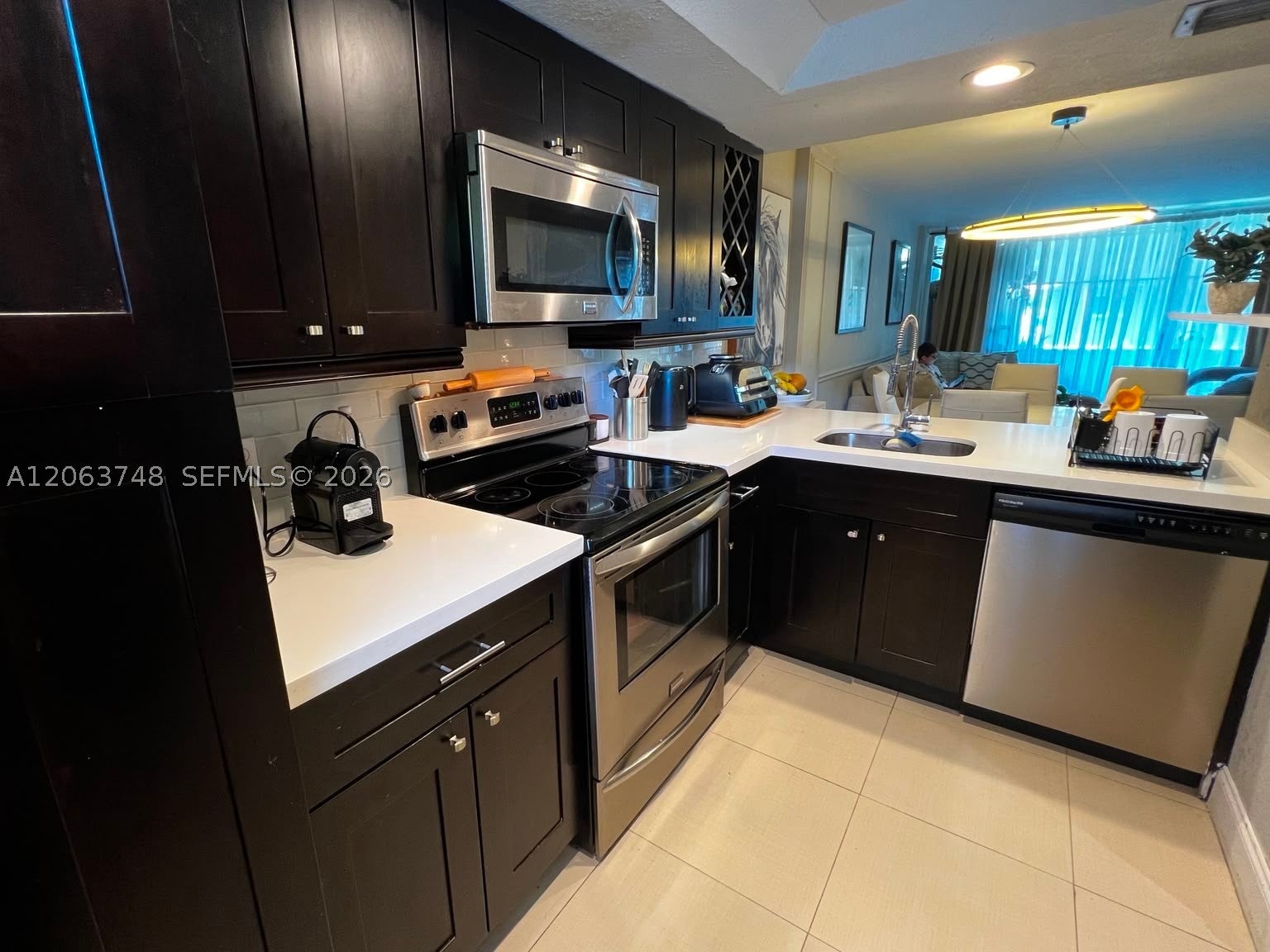111 Royal Park Dr 1F