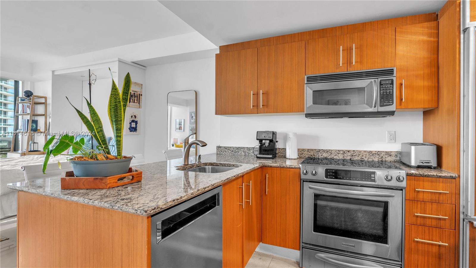 HARBOUR HOUSE - Residential Lease
