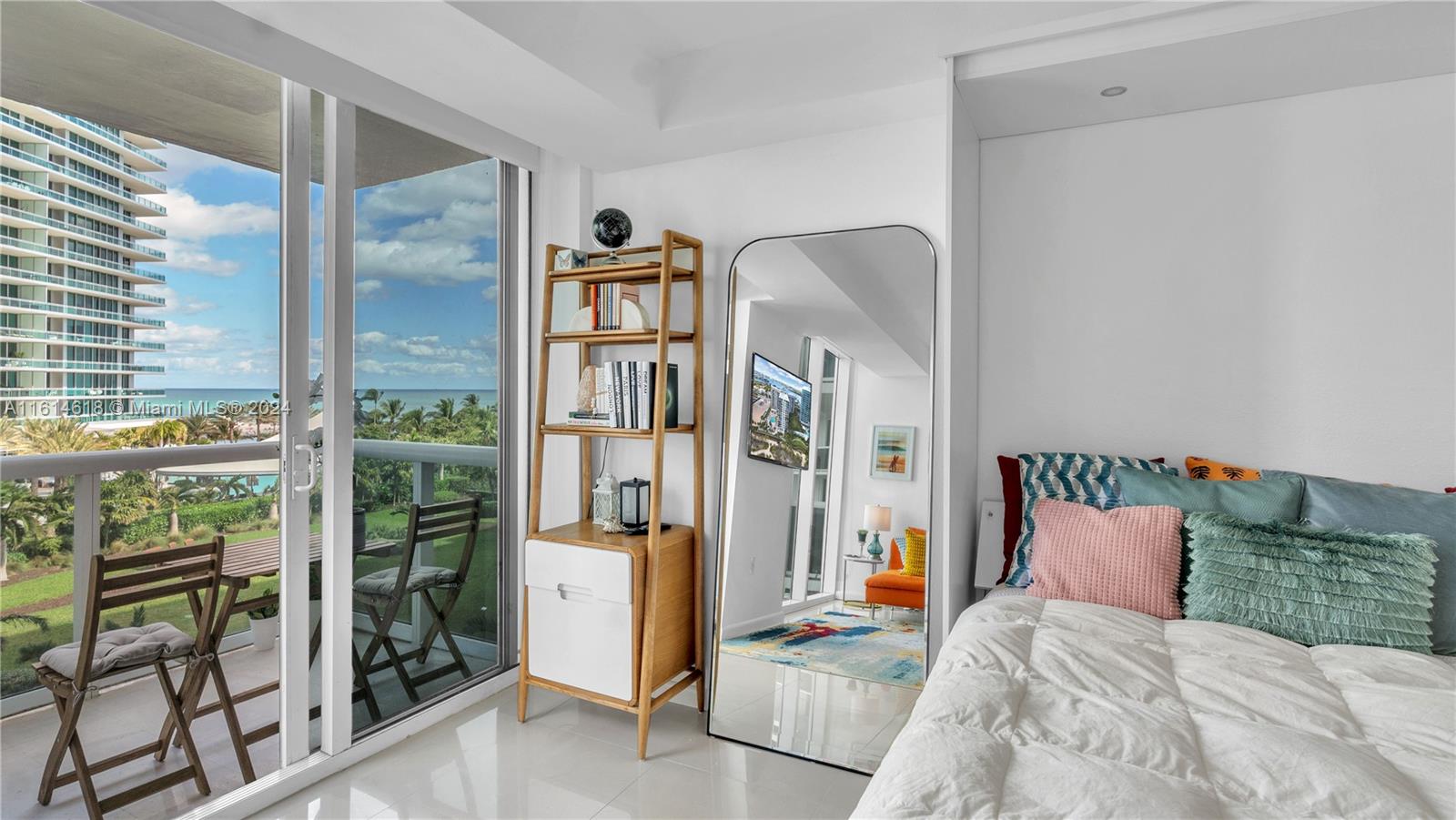 HARBOUR HOUSE - Residential Lease