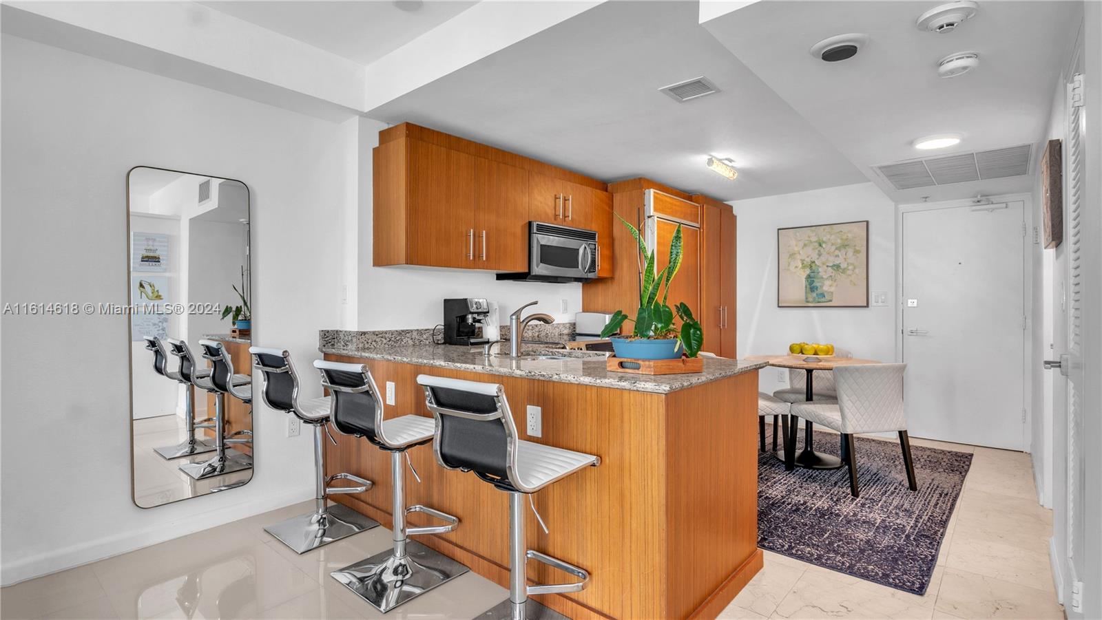 HARBOUR HOUSE - Residential Lease