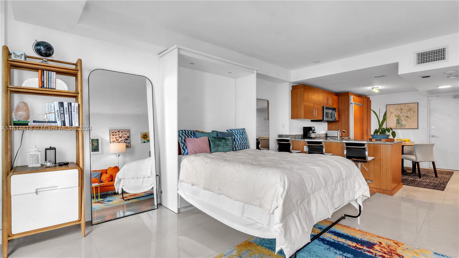 HARBOUR HOUSE - Residential Lease