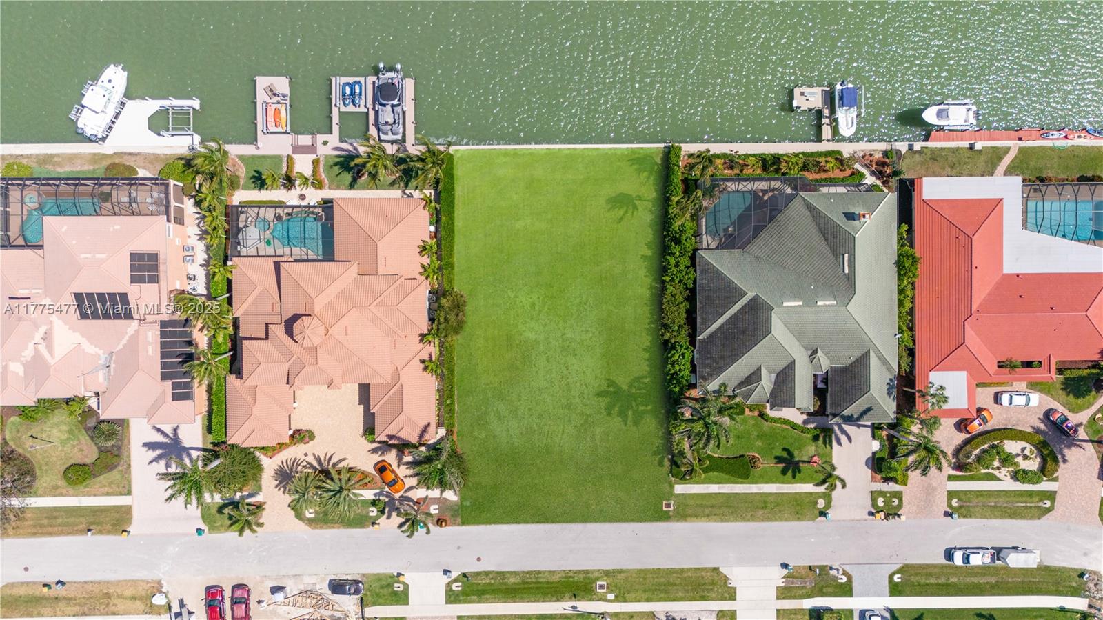 772500 - MARCO BEACH UNIT - Land