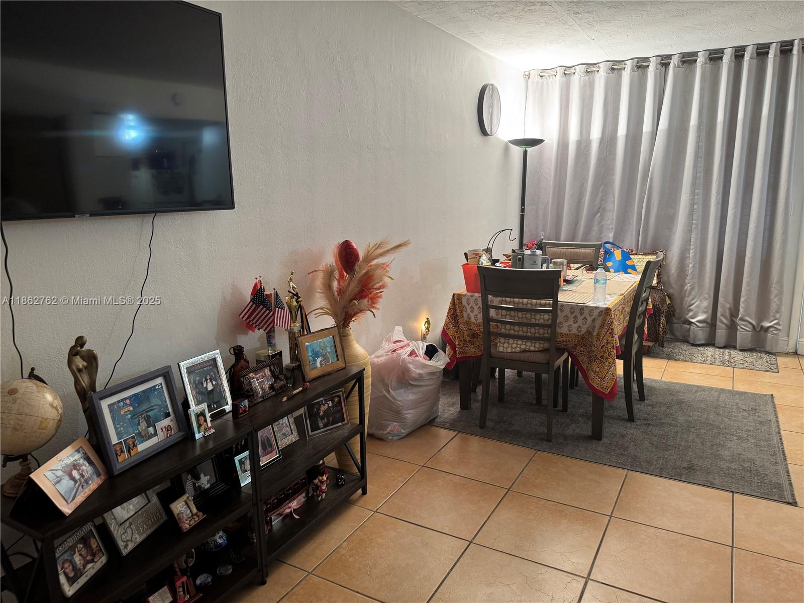 1851 NE 168th St B7