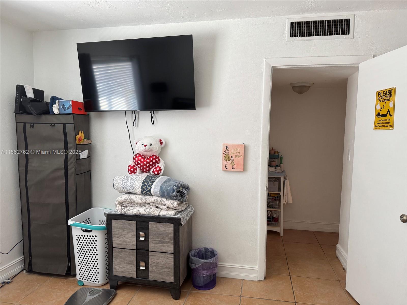 THE PALMS 51 CONDO - Residential