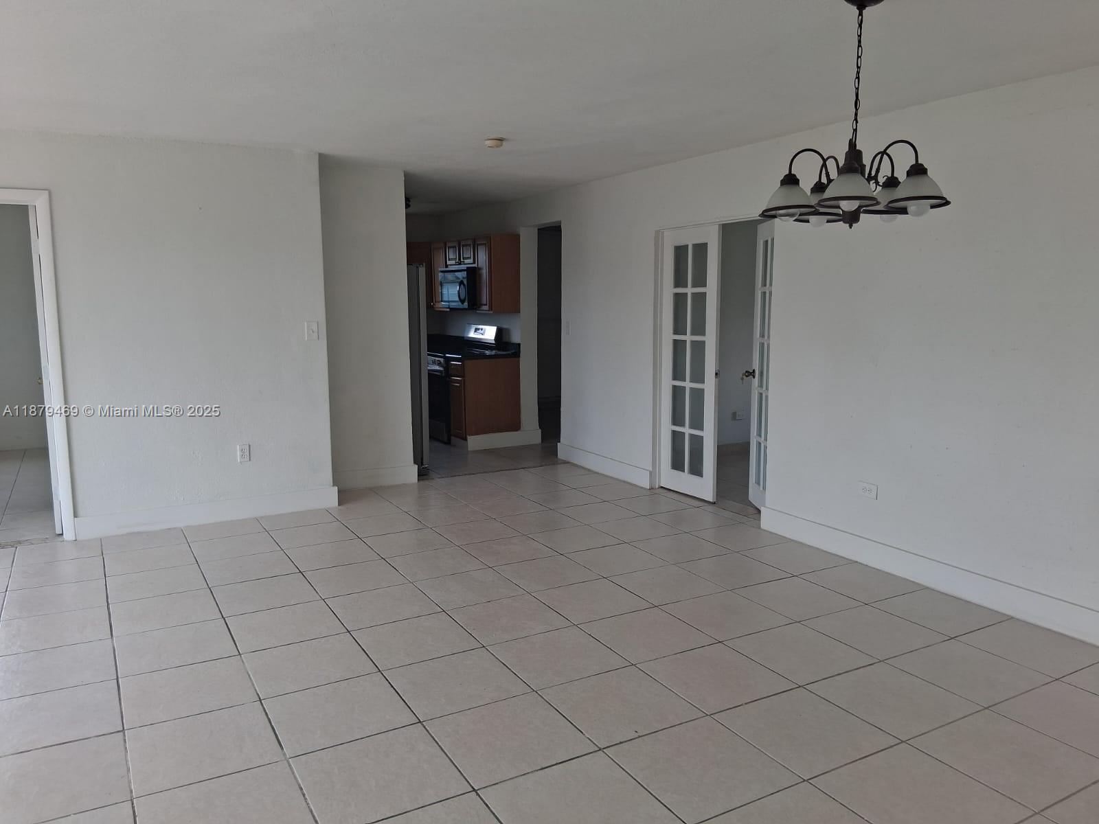 LIBERTY HOMES ESTATES SEC - Residential Lease
